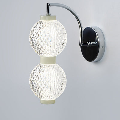 Lampe murale contemporaine nordique avec orbes rondes en acrylique et fer 1/2 - pour chambre à coucher 