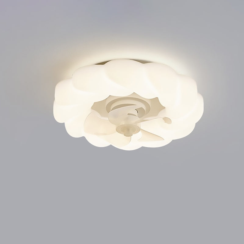 Ventilateur de plafond avec lumière LED PE à montage encastré, nuages ronds crème nordiques contemporains pour chambre 