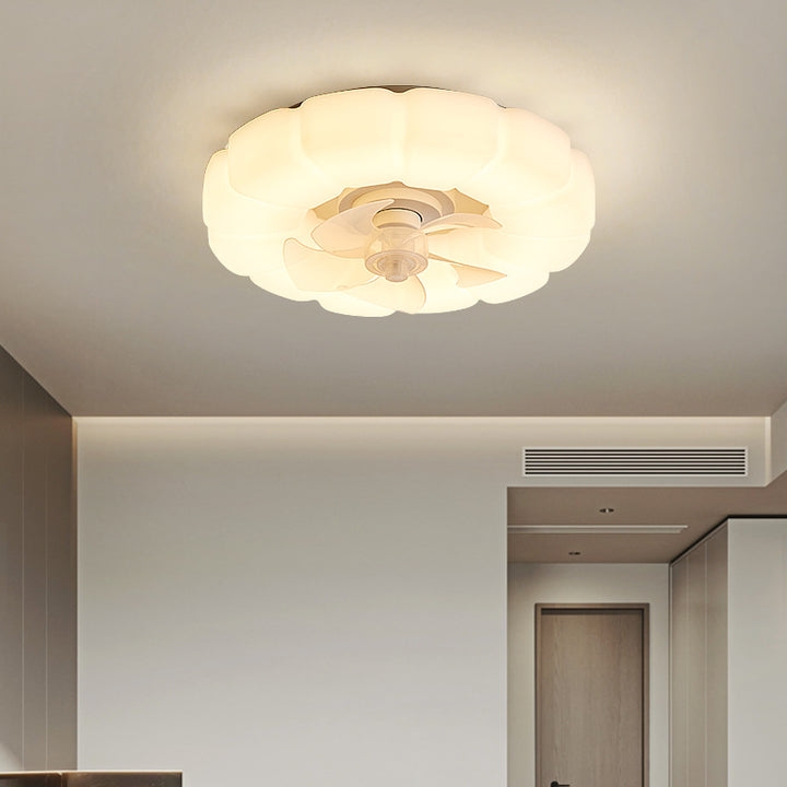 Ventilateur de plafond avec lumière LED PE à montage encastré, nuages ronds crème nordiques contemporains pour chambre 
