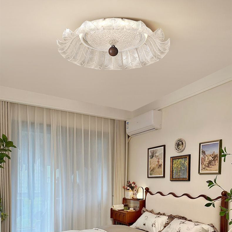 Plafonnier LED en fer rond traditionnel français avec pétales en verre acrylique pour chambre 