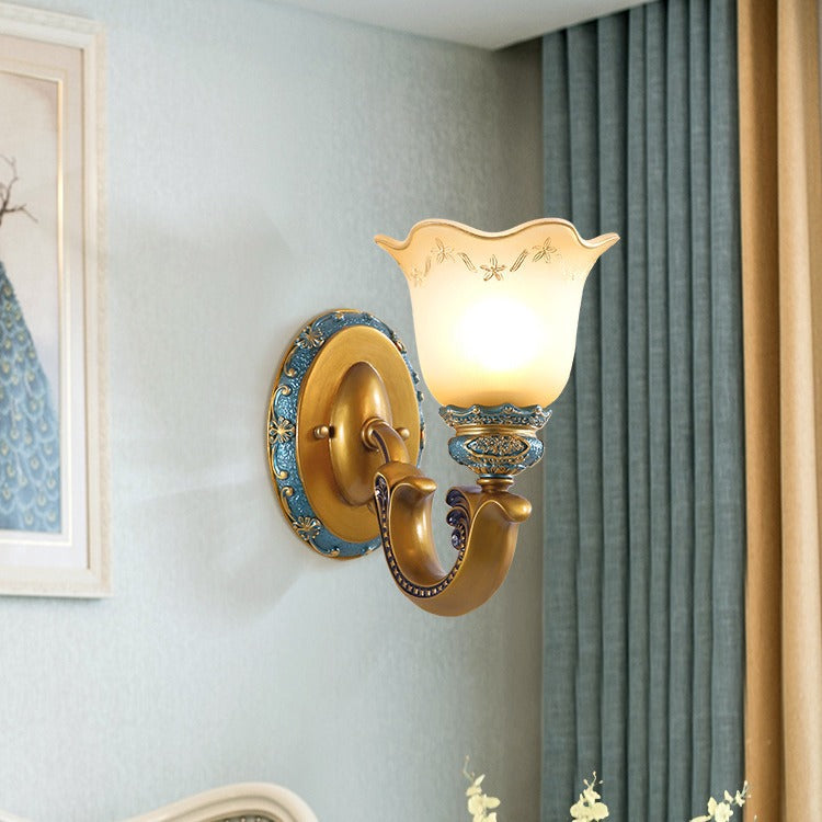 Lámpara de Aplique de Pared de Resina de Hierro con Vidrio de Gloria de la Mañana Europea Tradicional 1/2 - Luz para Pasillos 