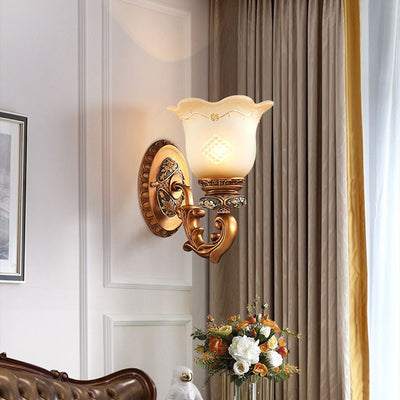 Lámpara de Aplique de Pared de Resina de Gloria Matutina Europea Tradicional de Vidrio 1 - Luz Para Pasillos 