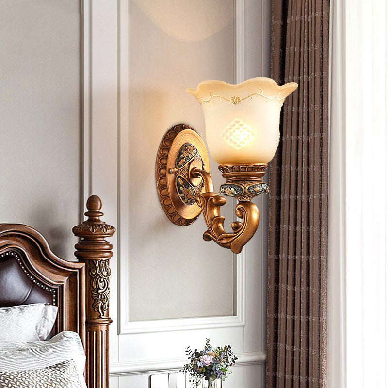 Lámpara de Aplique de Pared de Resina de Gloria Matutina Europea Tradicional de Vidrio 1 - Luz Para Pasillos 