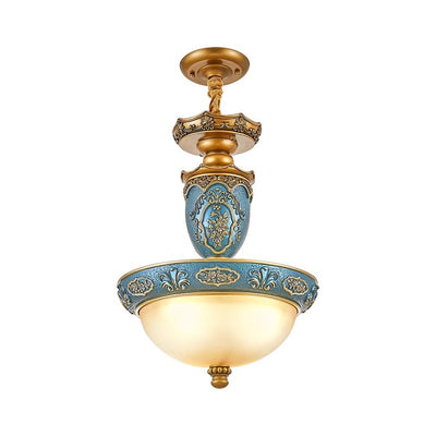 Lámpara colgante de 3 luces con cúpula europea tradicional de hierro tallado y vidrio de resina para comedor 