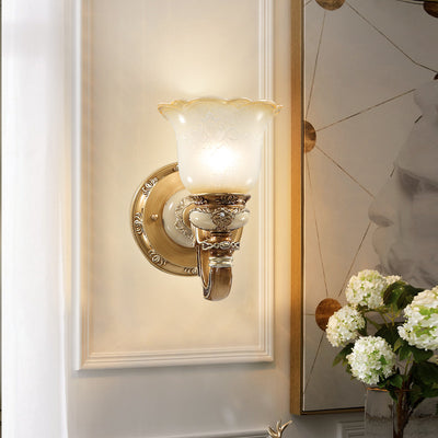 Lámpara de Aplique de Pared de Hierro y Resina con Vidrio de 1/2 Luz de Gloria Matutina Europea Tradicional para Pasillos 