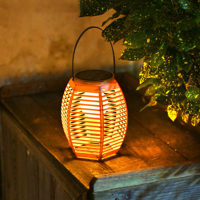 Traditionelle chinesische ABS-Laternenform Solar USB wiederaufladbare LED-Außenleuchte für den Garten 