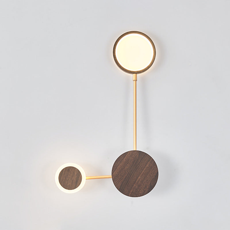 Zeitgenössische nordische runde Eisen-Acryl-LED-Wandleuchte für Wohnzimmer 