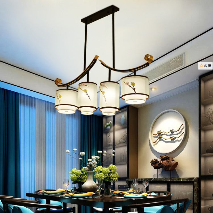 Traditionelle chinesische Zylinder-Musterstoff-Lampenschirm Eisen 3/4 - Licht Kronleuchter für Esszimmer 