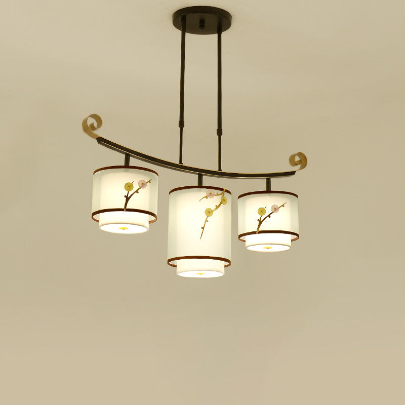 Traditionelle chinesische Zylinder-Musterstoff-Lampenschirm Eisen 3/4 - Licht Kronleuchter für Esszimmer 