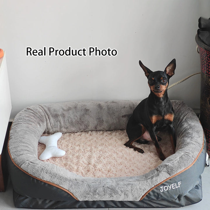 Modernes minimalistisches rechteckiges orthopädisches Haustier-Hundebett aus Memory-Schaum, Samt und Polyesterfaser mit waschbarem Bezug und rutschfester Unterseite für das Wohnzimmer 