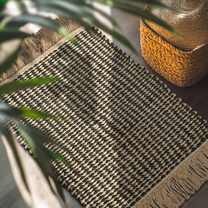 Contemporary Boho Rectangular Chunky Woven Jute Rug Double-Sided Fringe Design For Bedroom Entryway