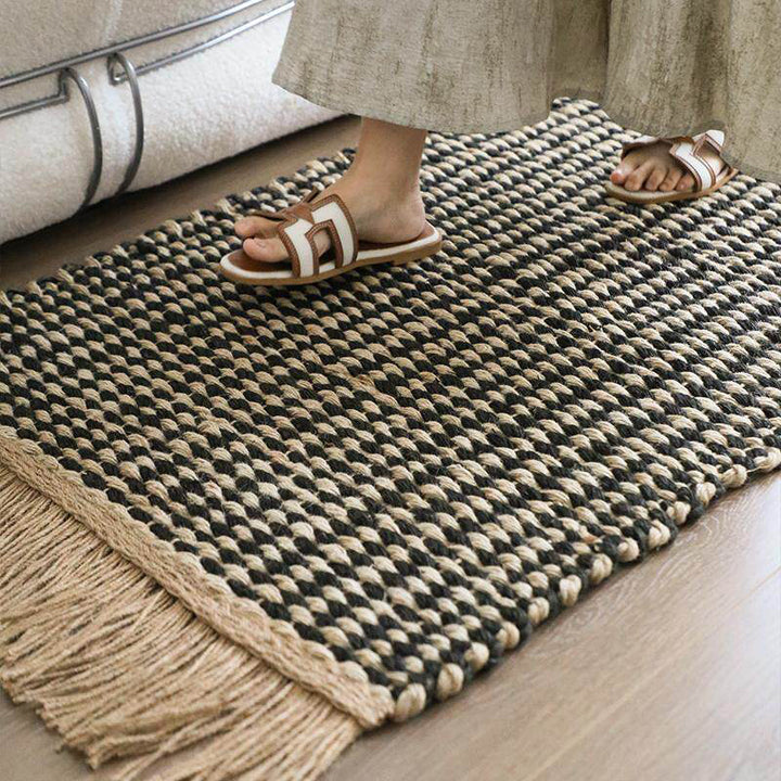 Contemporary Boho Rectangular Chunky Woven Jute Rug Double-Sided Fringe Design For Bedroom Entryway