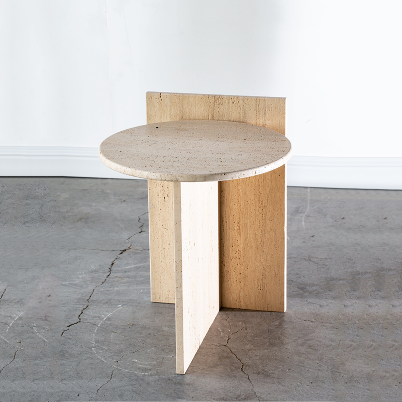 Moderner minimalistischer runder Beistelltisch aus gelbem Travertin, skulpturaler Steintisch für Wohnzimmer &amp; Schlafzimmer 