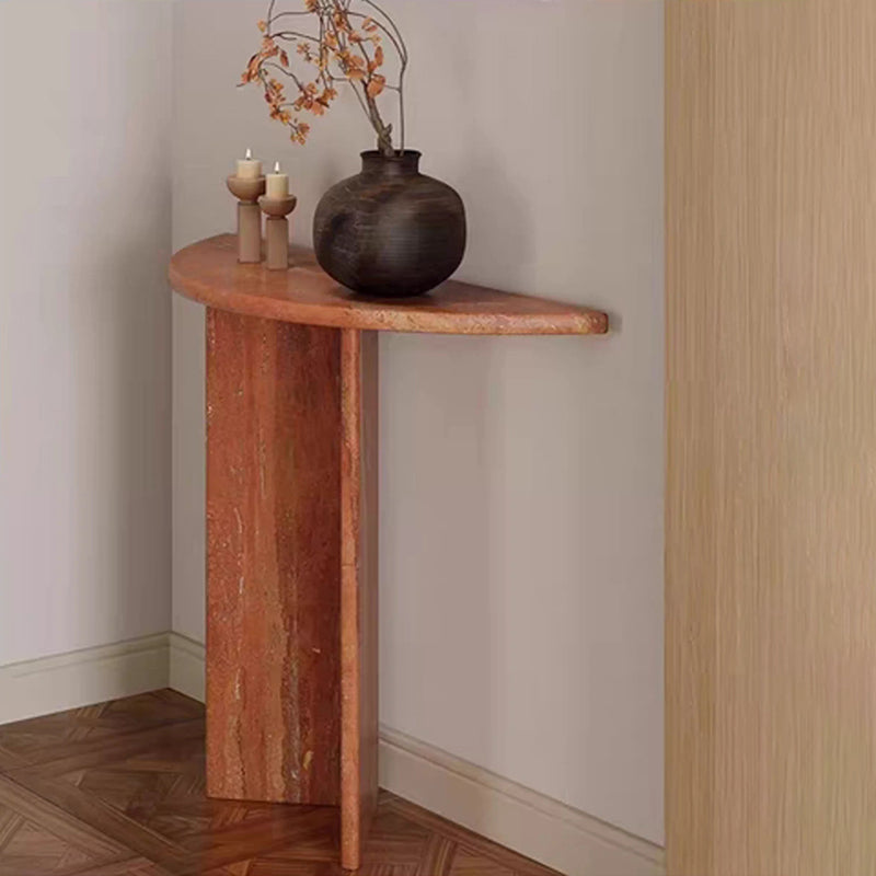 Table console demi-lune en travertin naturel moderne et minimaliste, adossée au mur, peu encombrante, pour salon et entrée 