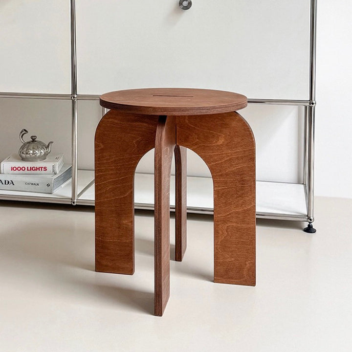 Tabouret bas polyvalent contemporain au style rétro, rond, en bois de bouleau et contreplaqué marin, pour salon, chambre et entrée 