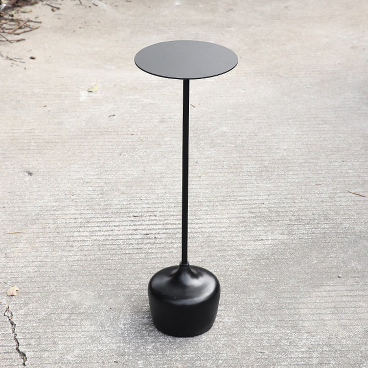 Table d’appoint ronde moderne minimaliste en fer et béton pour salon 