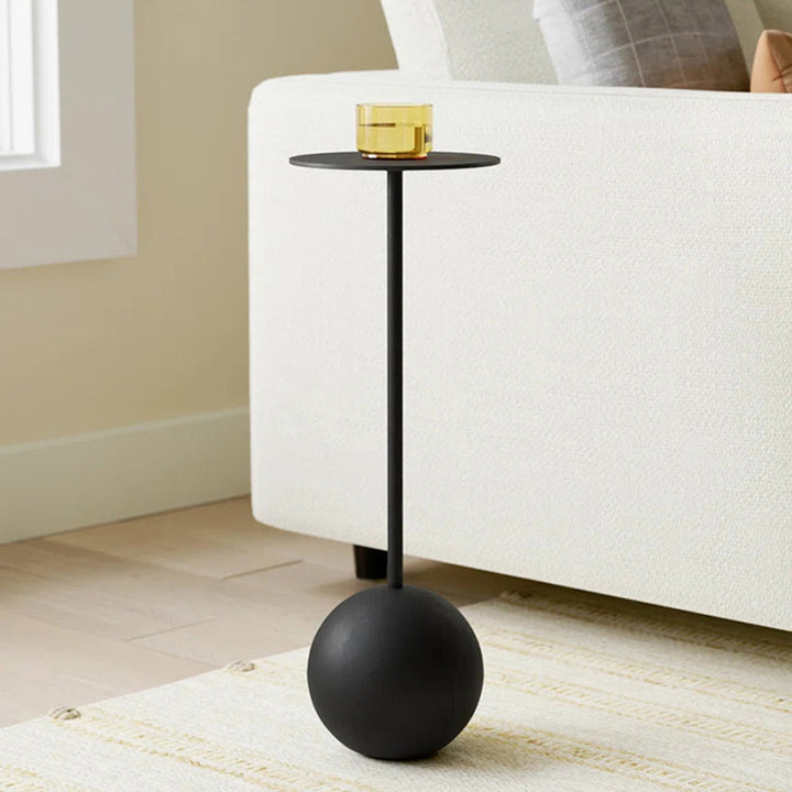 Table d’appoint ronde moderne minimaliste en fer et béton pour salon 