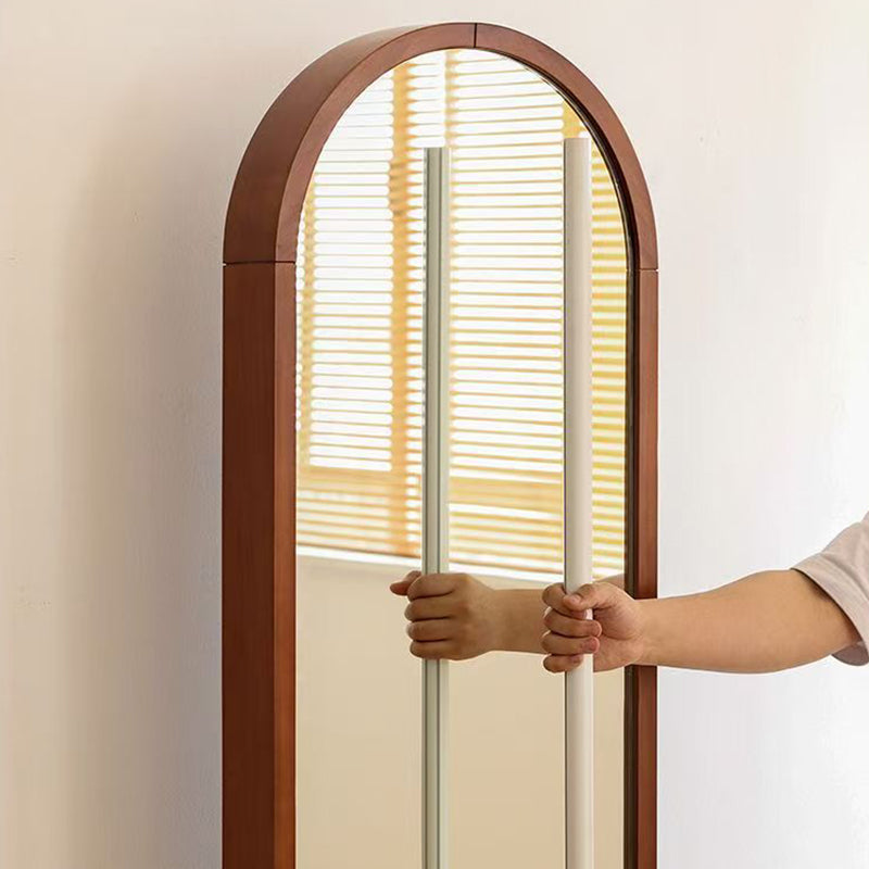 Zeitgemäßes Retro-Aufbewahrungsregal aus Massivholz, Sperrholz, Aluminiumlegierung und Glas in Bogenform, 5-stufige Aufbewahrung mit Spiegel und Rollen für Wohnzimmer und Schlafzimmer 
