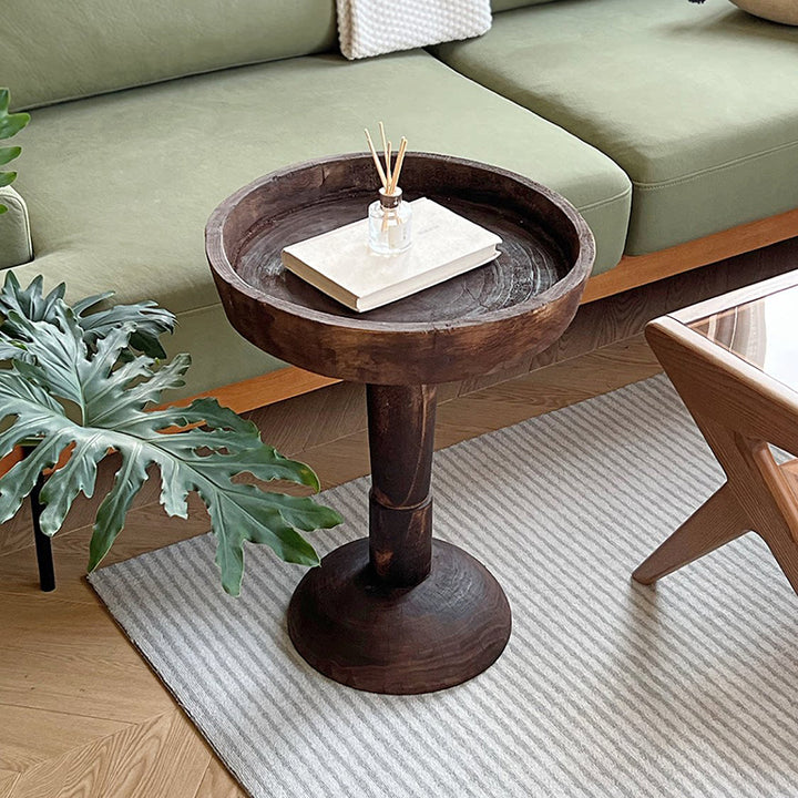 Traditioneller runder Beistelltisch aus massivem Naturholz im Vintage-Stil für Wohnzimmer, Balkon, Café & Boutique-Homestay 