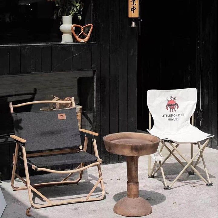 Traditioneller runder Beistelltisch aus massivem Naturholz im Vintage-Stil für Wohnzimmer, Balkon, Café & Boutique-Homestay 
