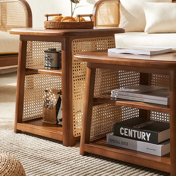 Traditioneller japanischer Couchtisch aus Massivholz mit abgerundeten Ecken und trapezförmigem Rattan-Geflecht, 3-stöckig für das Wohnzimmer 