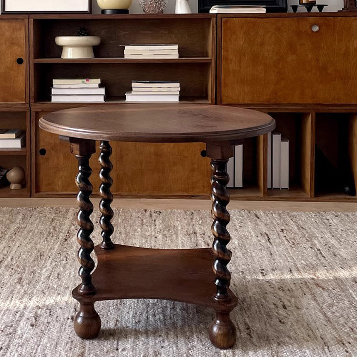 Traditioneller runder Beistelltisch im französischen Stil aus Massivholz & Sperrholz in Vintage-Braun, 2 Ebenen, für kleine Räume, fürs Wohnzimmer 