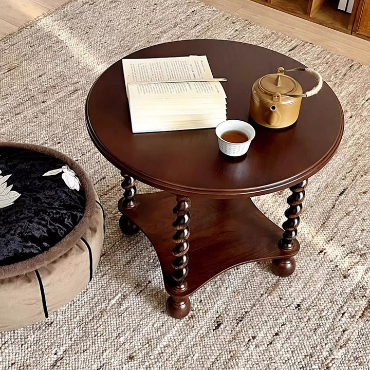Traditioneller runder Beistelltisch im französischen Stil aus Massivholz & Sperrholz in Vintage-Braun, 2 Ebenen, für kleine Räume, fürs Wohnzimmer 