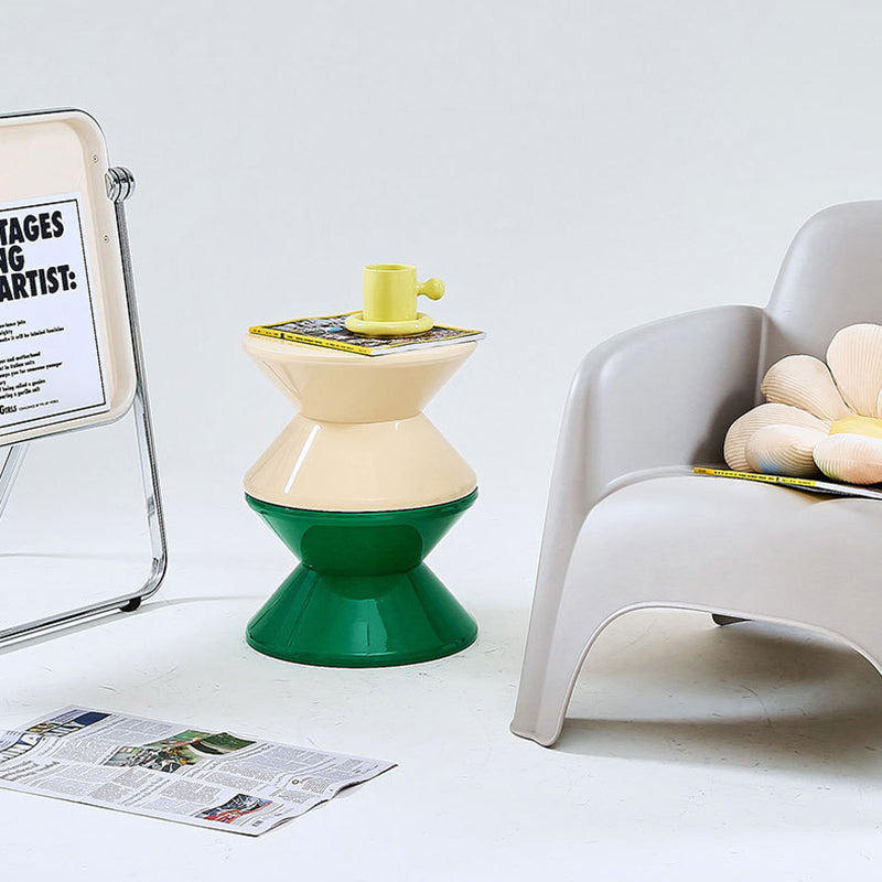 Modern Minimalist Hourglass-Shaped Round PP Side Table 1-Tier For Living Room & Bedroom