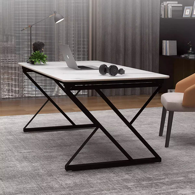 Steinplatten-Top-Büroschreibtisch mit Kohlenstoffstahlrahmen - Moderner minimalistischer rechteckiger Schreibtisch für das Home Office 