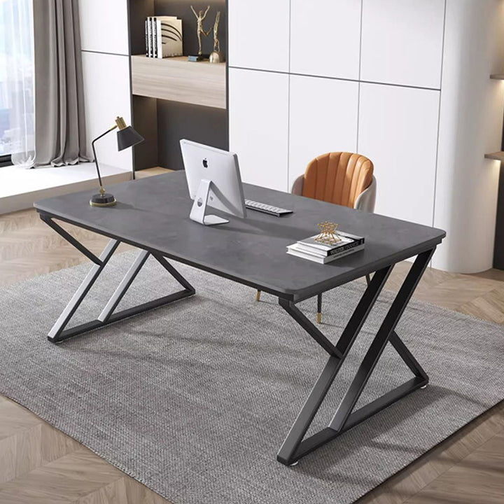 Steinplatten-Top-Büroschreibtisch mit Kohlenstoffstahlrahmen - Moderner minimalistischer rechteckiger Schreibtisch für das Home Office 