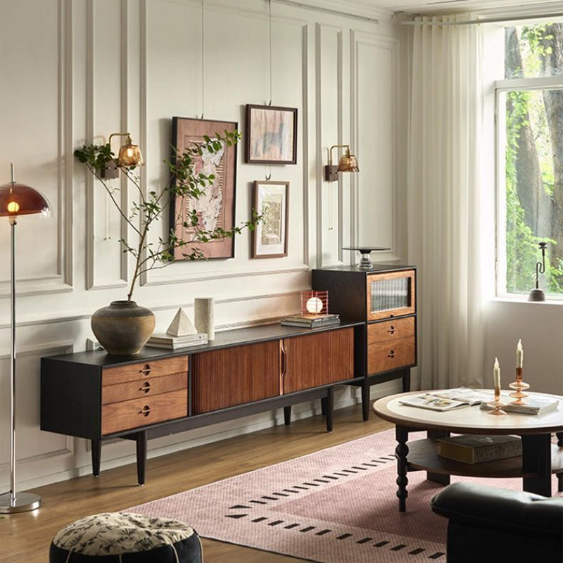 Moderner rechteckiger TV-Schrank im Retro-Stil aus massivem Eschenholz und Sperrholz mit 3 Schubladen und 3 Regalböden für das Wohnzimmer 