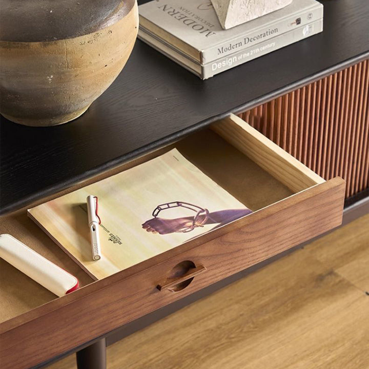 Moderner rechteckiger TV-Schrank im Retro-Stil aus massivem Eschenholz und Sperrholz mit 3 Schubladen und 3 Regalböden für das Wohnzimmer 