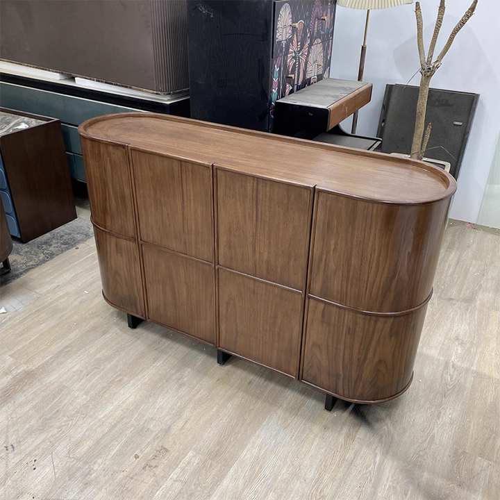 Buffet de rangement arrondi contemporain rétro en bois massif et contreplaqué avec design à 3 niveaux pour entrée et salon 