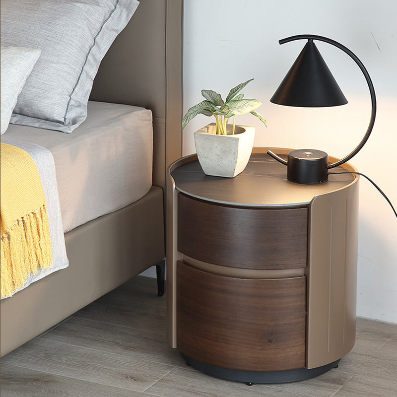 Table de chevet ronde en bois massif et contreplaqué de luxe moderne avec plateau en dalle de pierre et 2 tiroirs pour chambre 