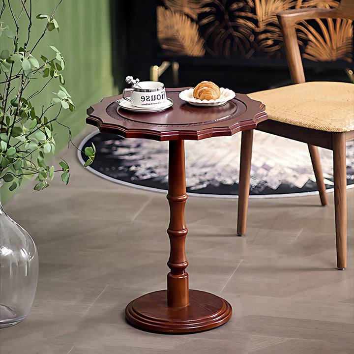 Traditional European Solid North American Red Oak Round Side Table With Wavy Carved Edge For Living Room