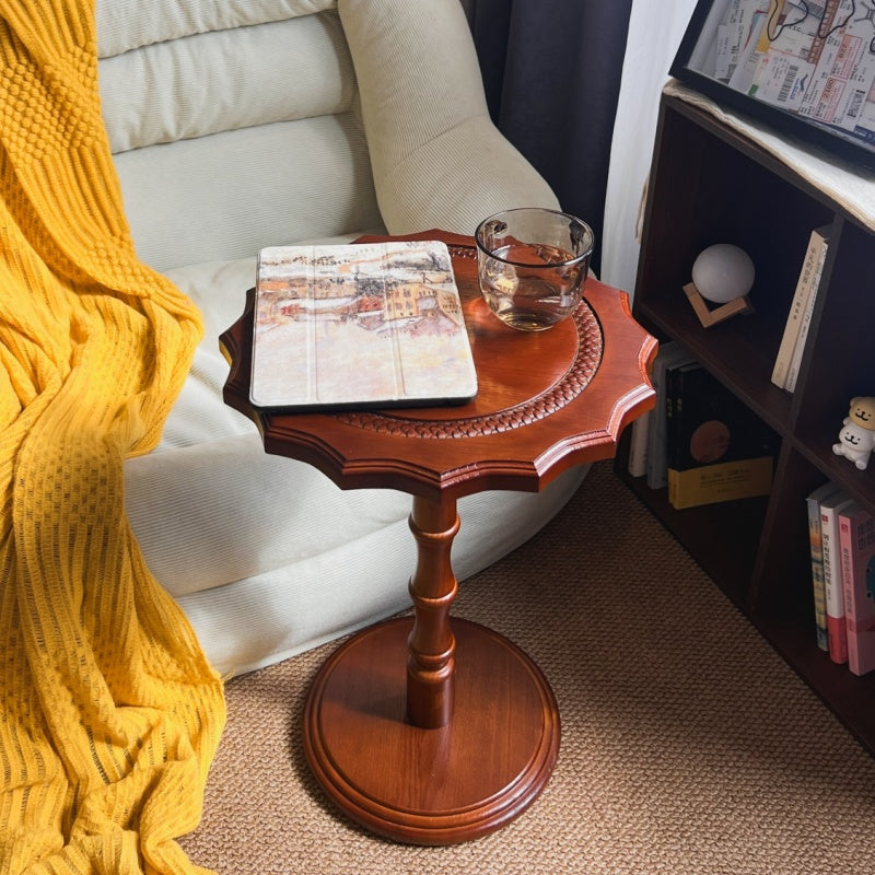 Traditional European Solid North American Red Oak Round Side Table With Wavy Carved Edge For Living Room