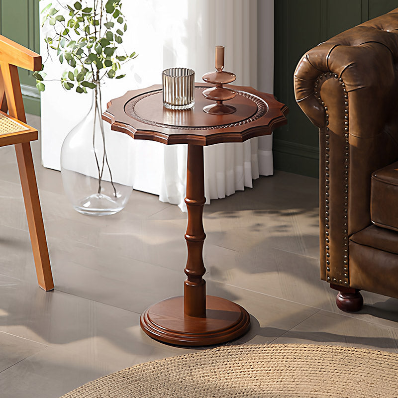 Traditional European Solid North American Red Oak Round Side Table With Wavy Carved Edge For Living Room
