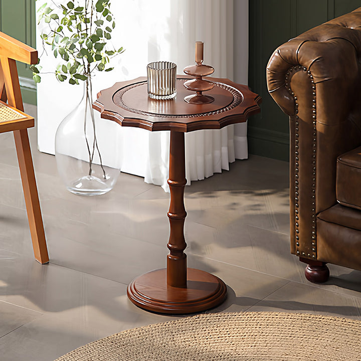 Traditional European Solid North American Red Oak Round Side Table With Wavy Carved Edge For Living Room