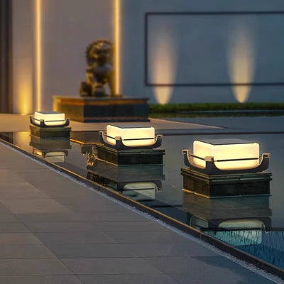 Lumière extérieure LED solaire en acier inoxydable étanche minimaliste moderne pour jardin 