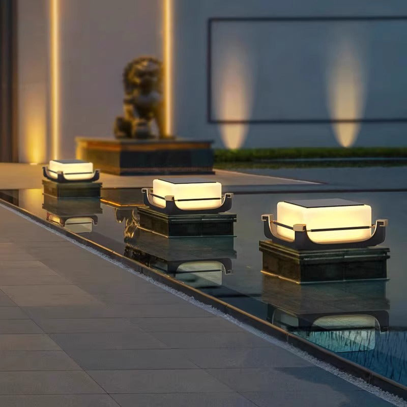 Lumière extérieure LED solaire en acier inoxydable étanche minimaliste moderne pour jardin 