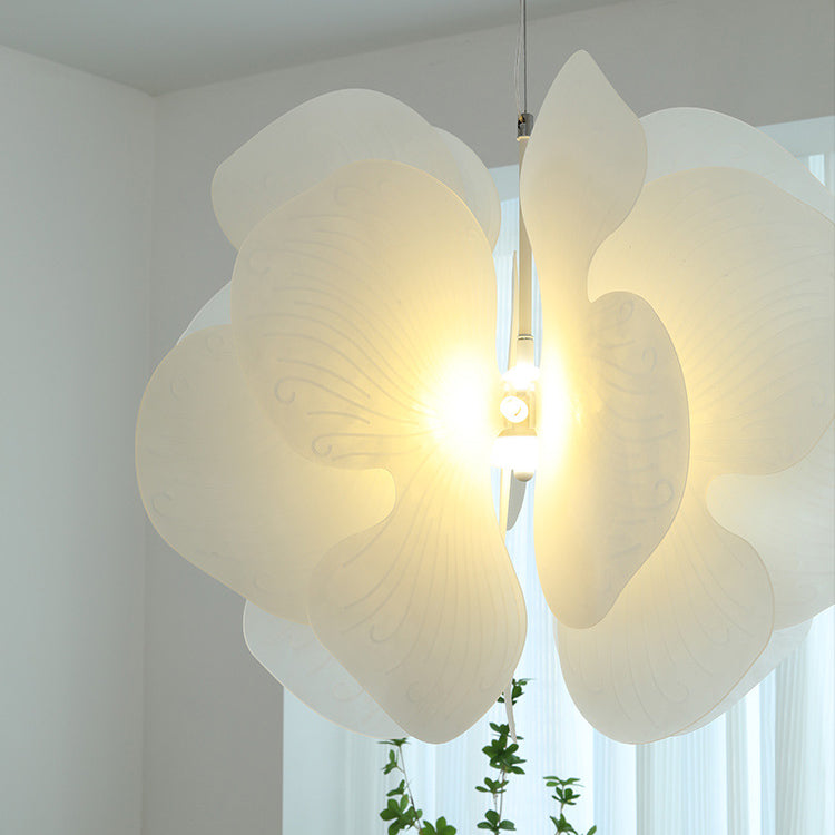 Suspension moderne nordique en fer et acrylique avec un papillon à 1 lumière pour salon 