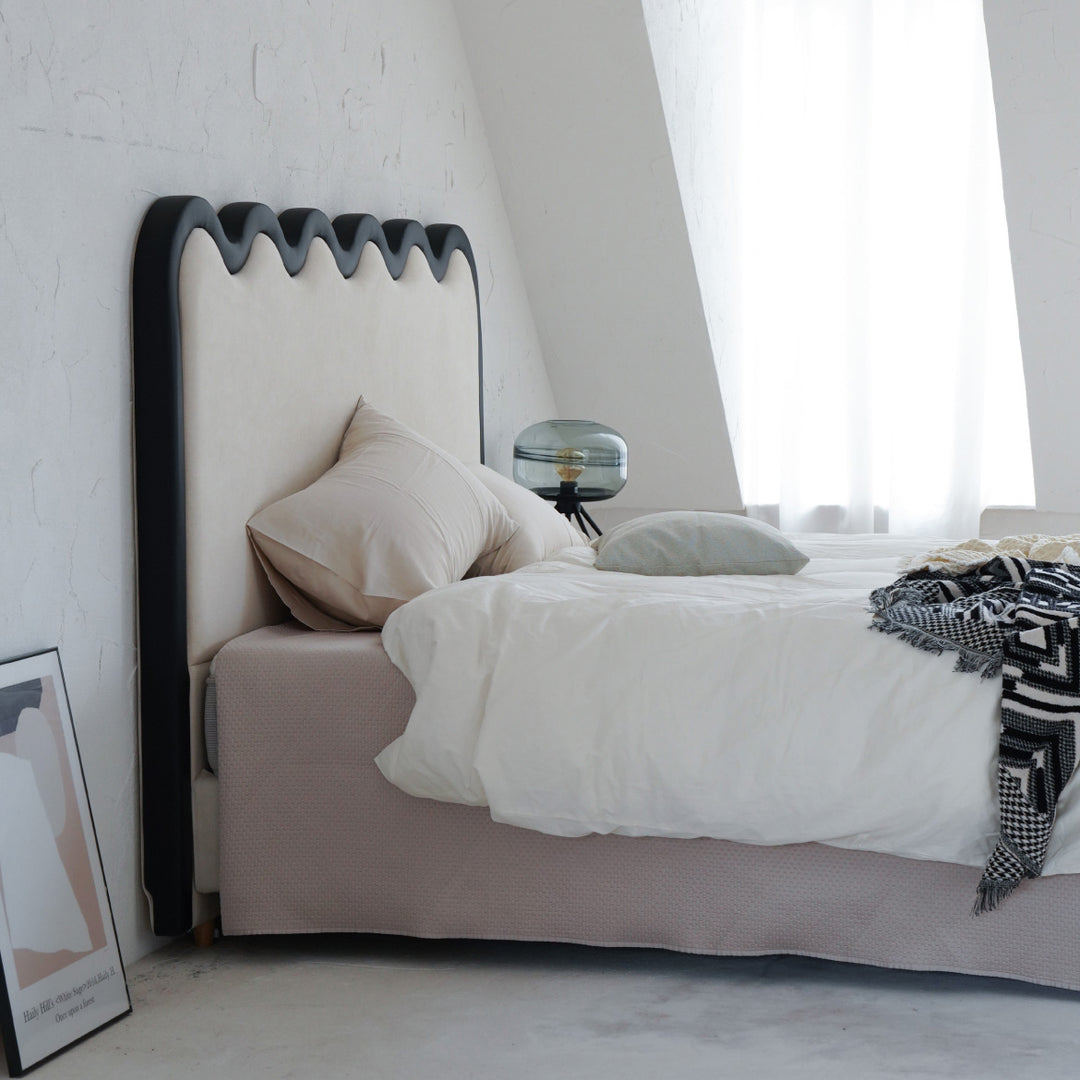 Marco de Cama de Madera Maciza Sin Pintura Ondulada - Diseño Francés de Lino Beige Para Tu Dormitorio 