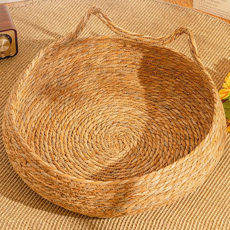 Traditional Farmhouse Round Reed Cotton Rope Cat Bed For Bedroom