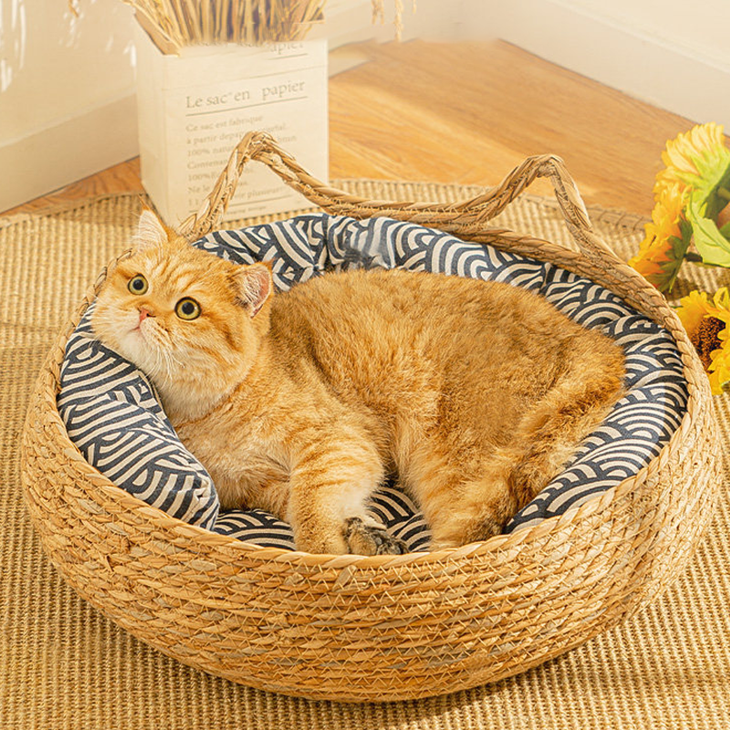 Traditional Farmhouse Round Reed Cotton Rope Cat Bed For Bedroom