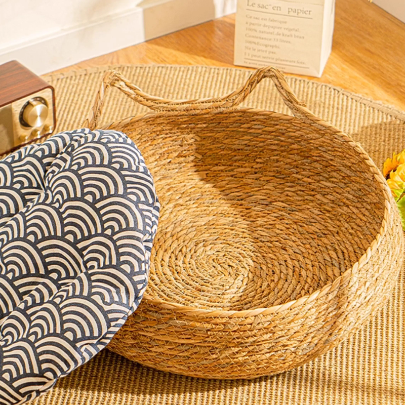 Traditional Farmhouse Round Reed Cotton Rope Cat Bed For Bedroom