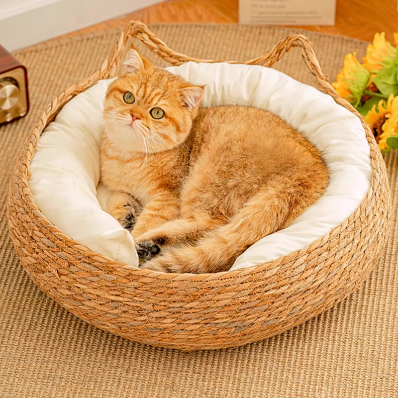 Traditional Farmhouse Round Reed Cotton Rope Cat Bed For Bedroom