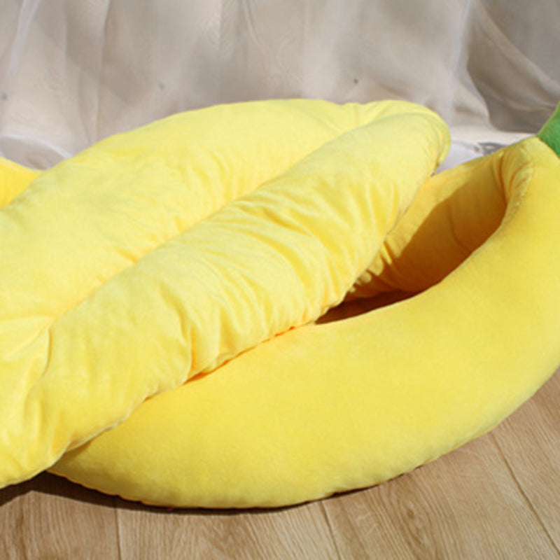 Contemporary Creative Banana/Carrot-Shaped Fabric Cotton Cat Bed With Small Pillow For Bedroom