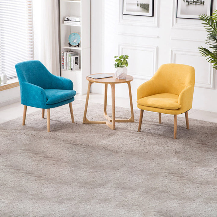 Silla de comedor de madera maciza con respaldo y reposabrazos de terciopelo rectangular nórdico contemporáneo para comedor 