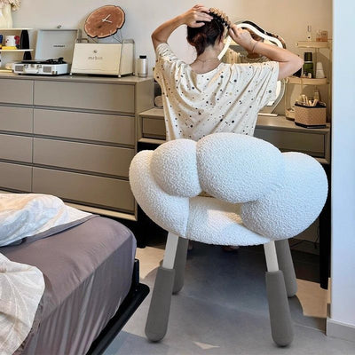 Modern Minimalist Petal-Shaped Lambswool PP Silicone Vanity Stool Backrest Armless For Bedroom