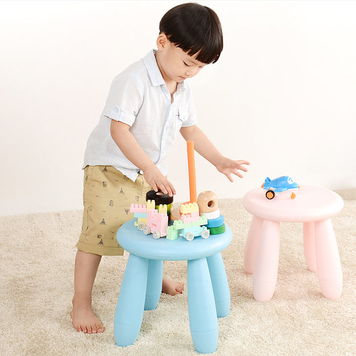 Tabouret bas cylindrique minimaliste moderne en PP pour enfant, sans dossier ni accoudoirs, pour salon 